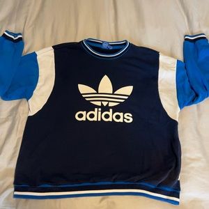 VINTAGE ADIDAS SWEATER